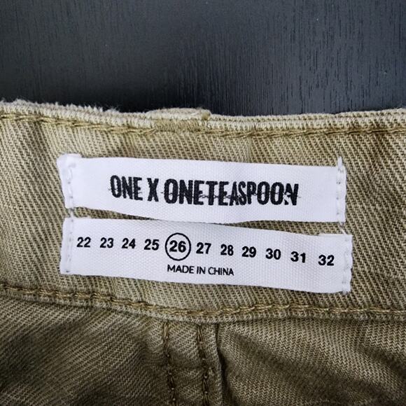 NWT One Teaspoon for Free People Militaire Bonitas Distressed Shorts | Womens 26 - Picture 11 of 12